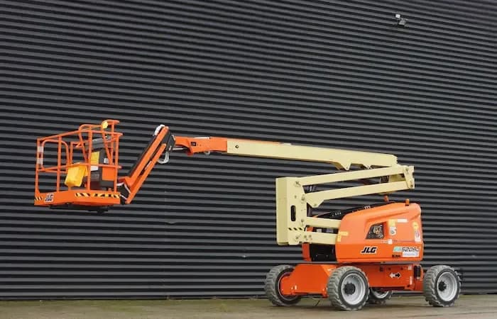 520AJ 4X4: Plataforma Articulada JLG