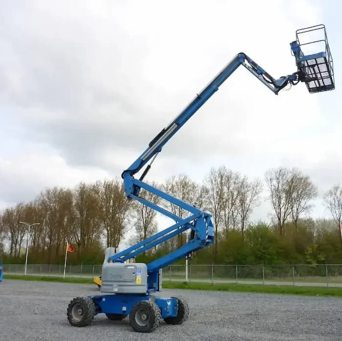 Genie Z-60/34 J RT 4X4: Plataforma Articulada
