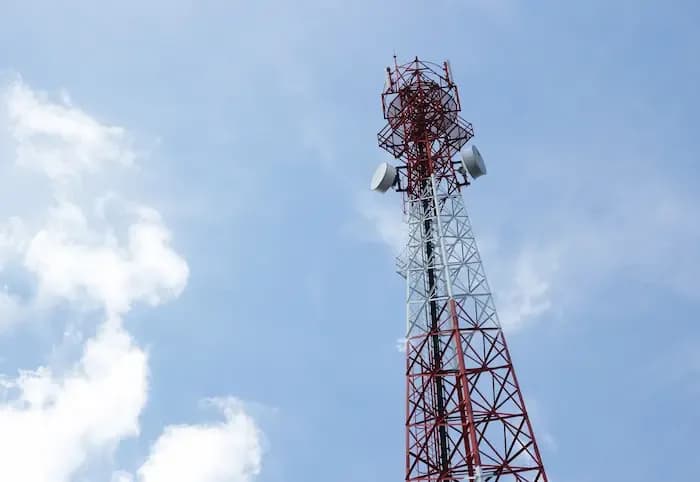 Setor de Telecomunicações e Uso de Plataformas Elevatórias