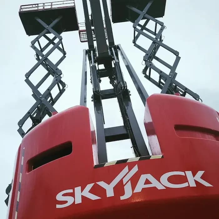 SJIII3223: Plataforma Elevatória Tesoura SkyJack