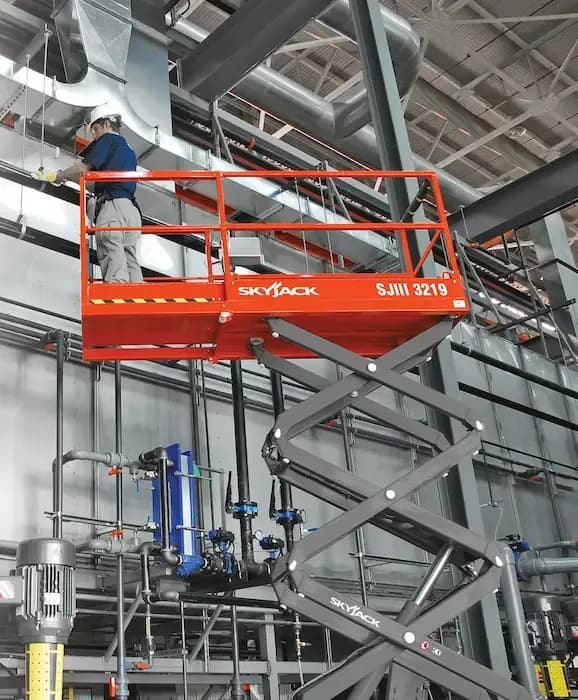 SkyJack SJIII 3219 NMT: Plataforma Tesoura