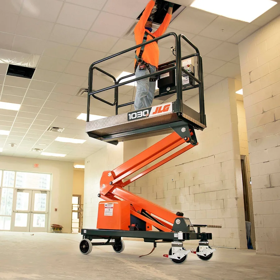 plataformas elevatórias da JLG. Plataforma Articulada Elétrica JLG E300AJP (CP)