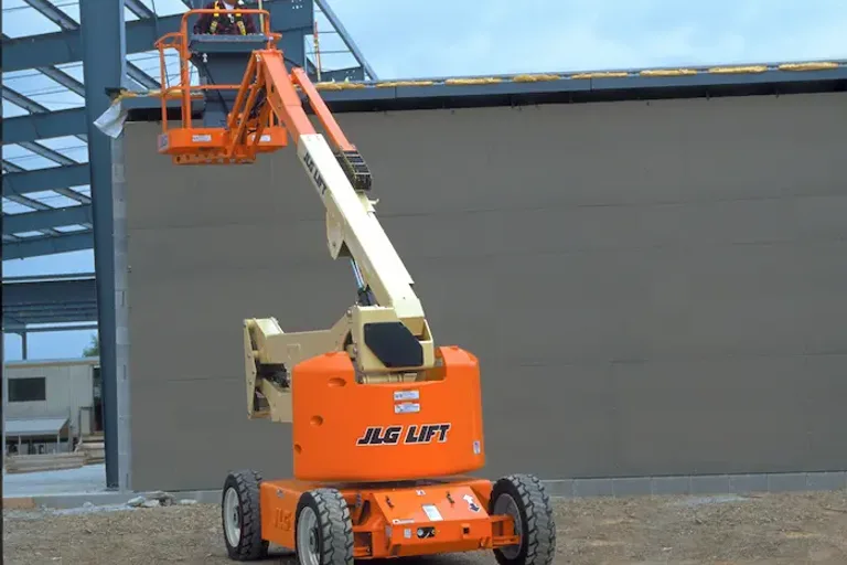 E450AJ: Plataforma de Lança Articulada JLG