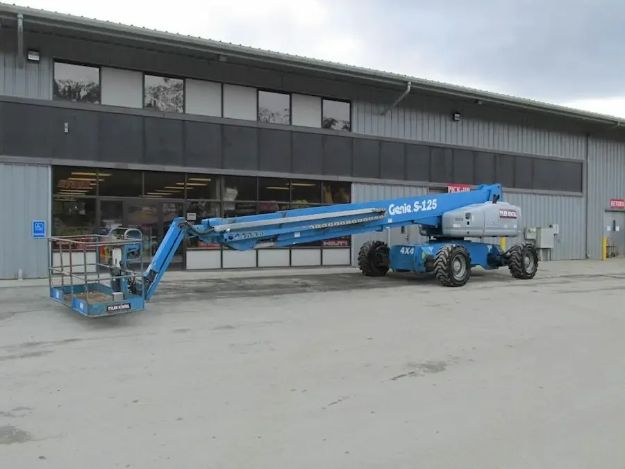 Genie S-125 4X4 D4R: Plataforma Telescópica Diesel
