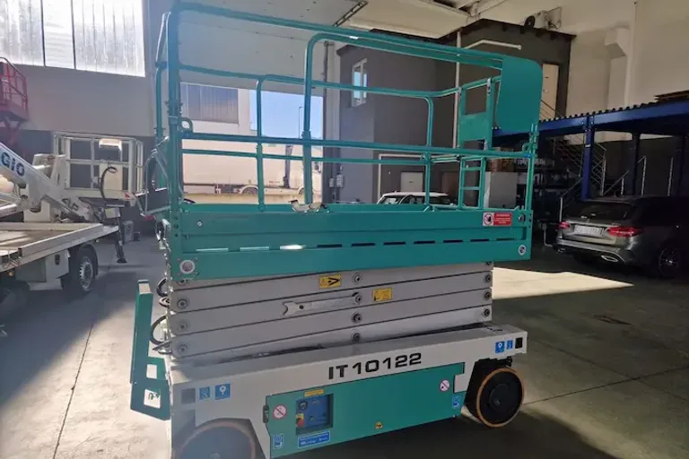 IT10122 NMT: PLATAFORMA TESOURA ITECO