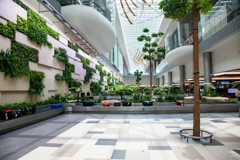 Manutenção em shopping center: como planejar o acesso em altura