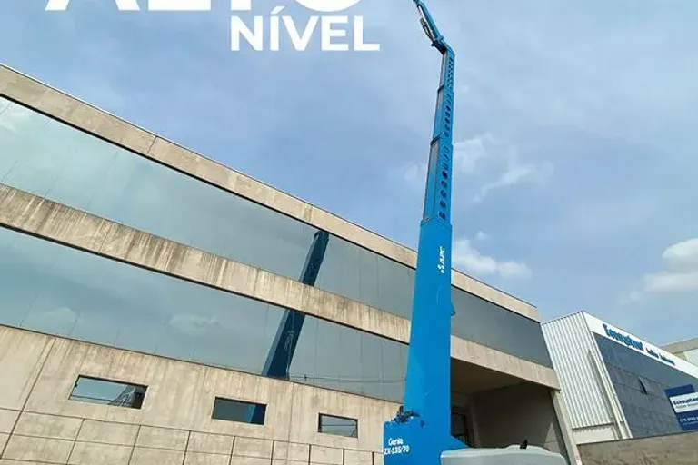 As Plataformas Elevatórias Lança Telescópica