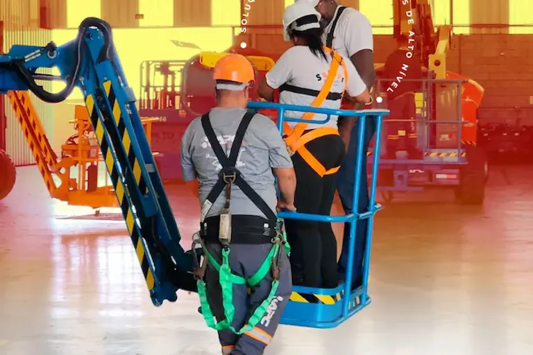 Curso de Operador de Plataforma Elevatória em São Paulo